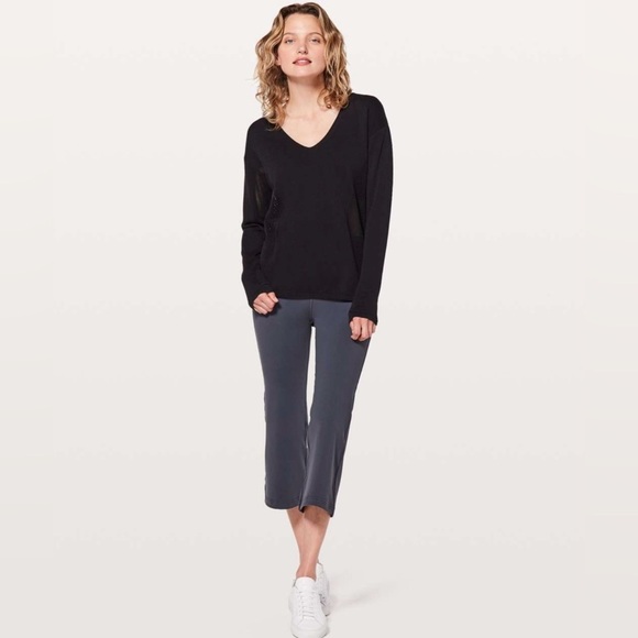 Lululemon Still Movement Sweater | Black | Size 8 - Picture 2 of 9